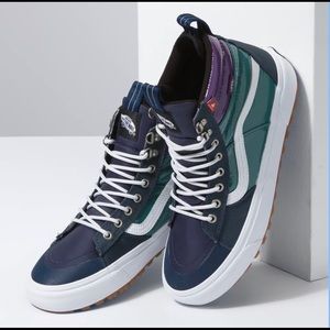 SK8-HI MTE 2.0 DX size 10.5 men 12 women Worn once!